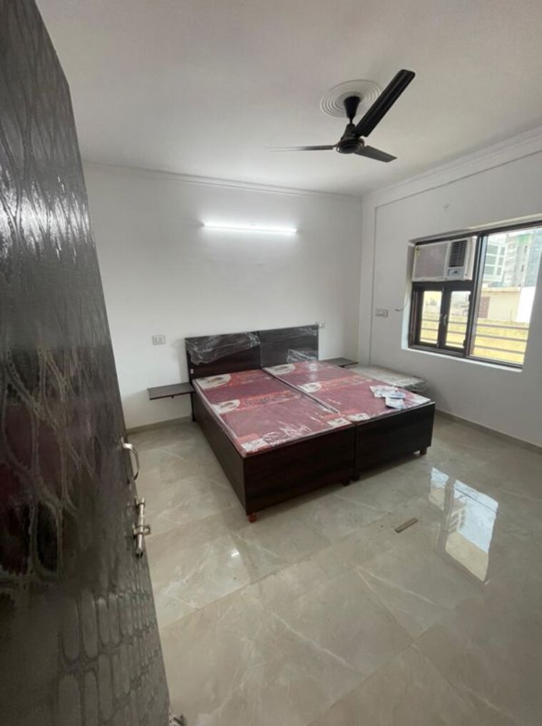 Bedroom, sector 14 1 Bedroom 786 Sq.Ft. Independent House In Sector 14 Gurgaon 10623253