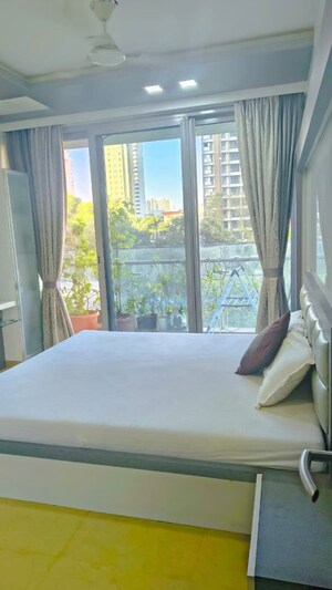 Bedroom in 3 BHK Apartment at Oberoi Exquisite Goregaon, Goregaon East – for Rent