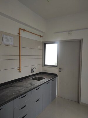 Room in 2 BHK Apartment at Vasant Nagar – for Rent