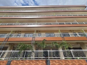1 BHK Independent House – Exterior View View at Sector 14 - for Rent