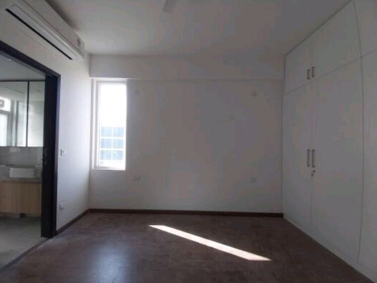 Room, dlf-club-arcade 4 Bedroom 2700 Sq.Ft. Builder Floor In Sector 91 Gurgaon 10623292