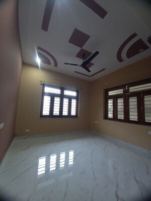 Parking in 2 BHK Builder Floor at Sahastradhara – for Rent
