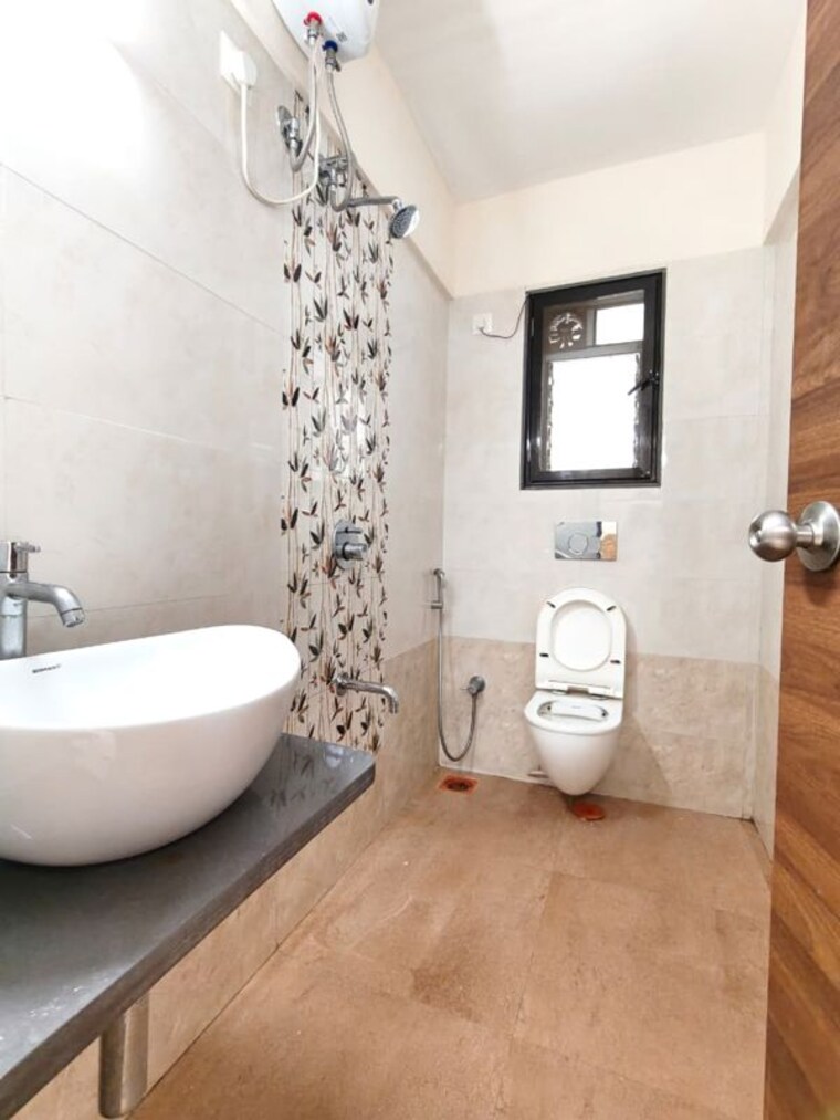 Bathroom, modispaces-valley-view 2 Bedroom 750 Sq.Ft. Apartment In Borivali West Mumbai 10623334