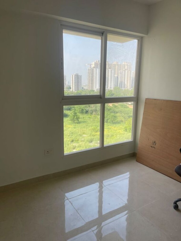 Room, signature-global-proxima-phase-2 2 Bedroom 588 Sq.Ft. Apartment In Sector 89 Gurgaon 10623335