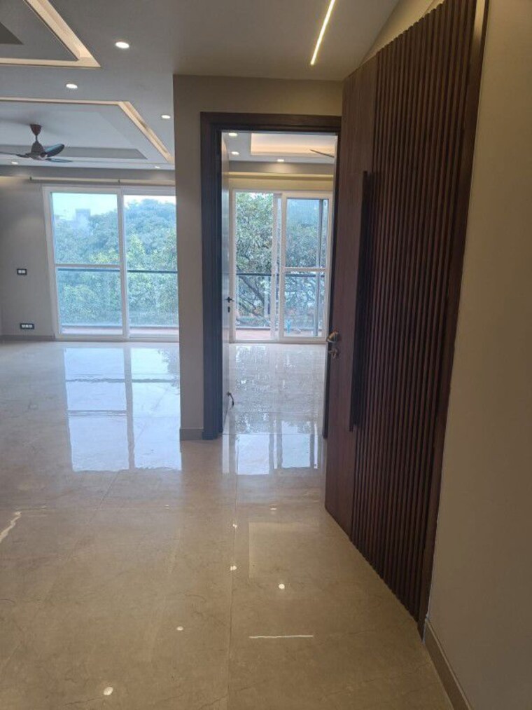 Room, sector 5 3 Bedroom 1581 Sq.Ft. Independent House In Sector 5 Gurgaon 10623352