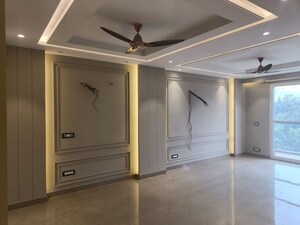 Building Lobby in 3 BHK Independent House at Sector 5 – for Rent