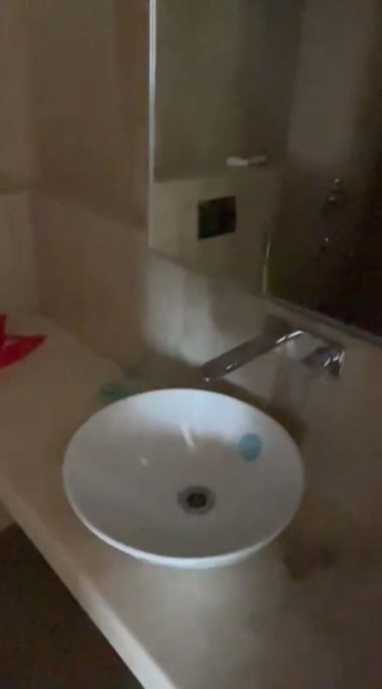 Bathroom, chembur 2 Bedroom 949 Sq.Ft. Apartment In Chembur Mumbai 10622925