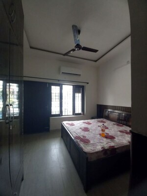Bedroom in 3 BHK Builder Floor at Shahastradhara Road – for Rent