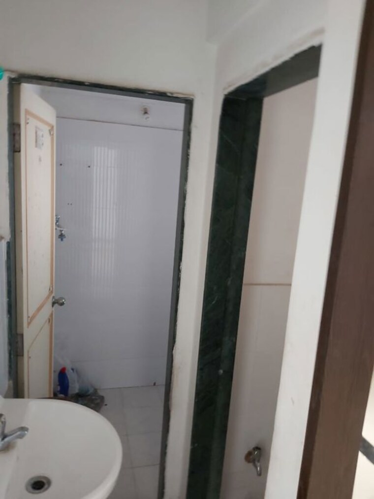 Bathroom, karan-green 1 Bedroom 540 Sq.Ft. Apartment In Warje Pune 10623381