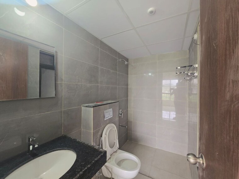Bathroom, shapoorji-pallonji-joyville-hinjewadi 2 Bedroom 637 Sq.Ft. Apartment In Hinjewadi Pune 10623366