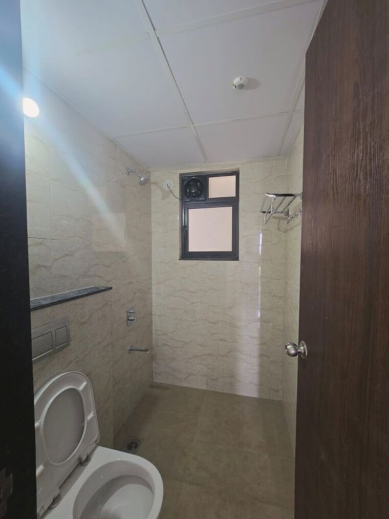 Bathroom, shapoorji-pallonji-joyville-hinjewadi 2 Bedroom 637 Sq.Ft. Apartment In Hinjewadi Pune 10623366