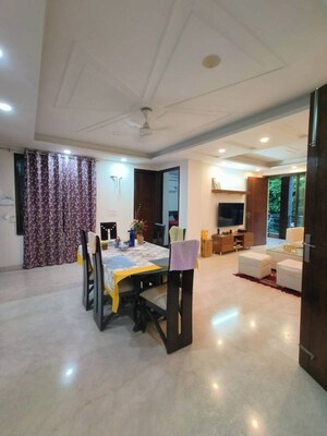 Parking in 3 BHK Builder Floor at Sector 46 – for Rent