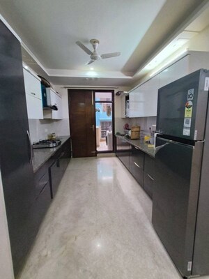 Kitchen in 3 BHK Builder Floor at Sector 46 – for Rent