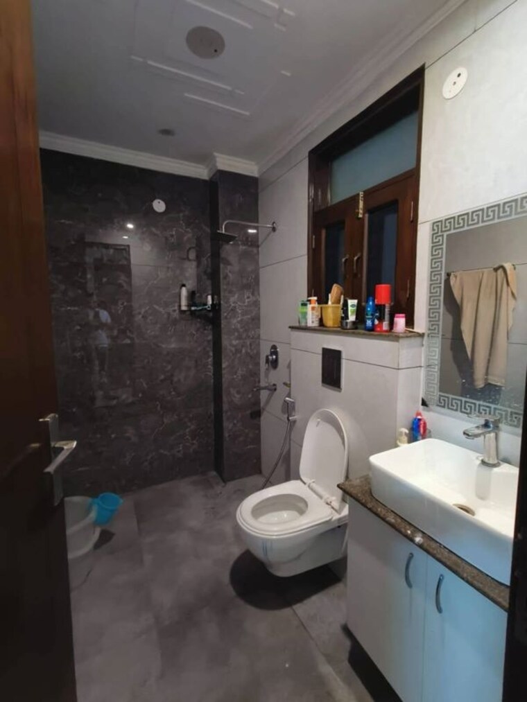 Team Area, sector 46 3 Bedroom 2200 Sq.Ft. Builder Floor In Sector 46 Gurgaon 10623409