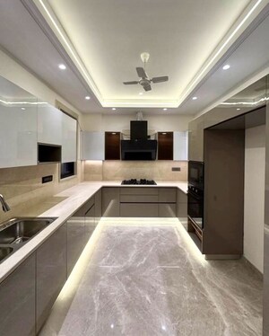 Kitchen in 2 BHK Builder Floor at Sector 23 – for Rent