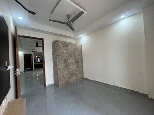 Room in 3 BHK Independent House at Sector 5 – for Rent