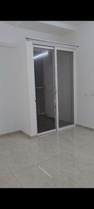 Room in 3 BHK Apartment at Vilas Javdekar Yashone Eternitee, Hinjewadi – for Rent
