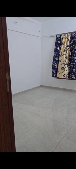 Room in 3 BHK Apartment at Vilas Javdekar Yashone Eternitee, Hinjewadi – for Rent