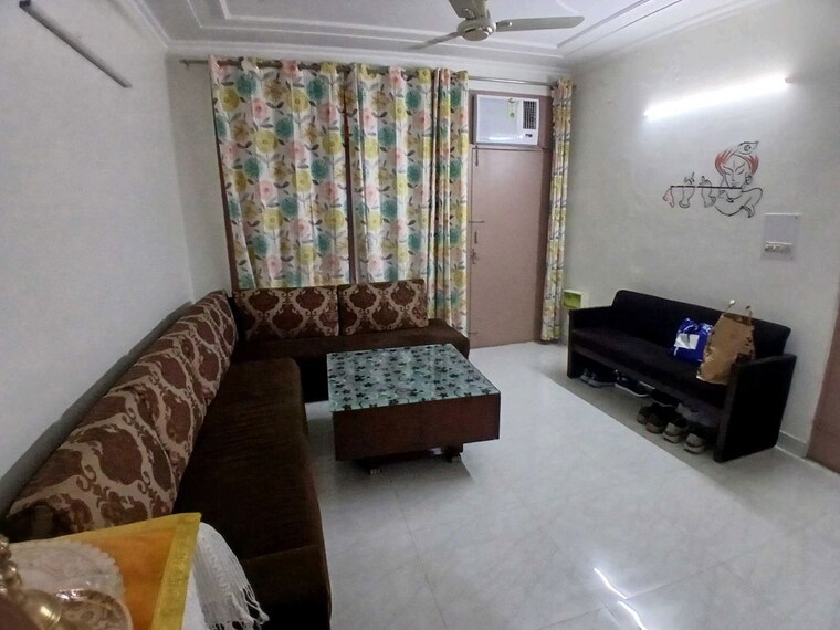 Living Room, palam-vihar-residents-association 3 Bedroom 1550 Sq.Ft. Builder Floor In Palam Vihar Gurgaon 10623442