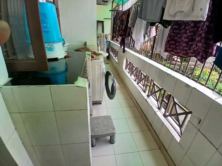Balcony, palam-vihar-residents-association 3 Bedroom 1550 Sq.Ft. Builder Floor In Palam Vihar Gurgaon 10623442