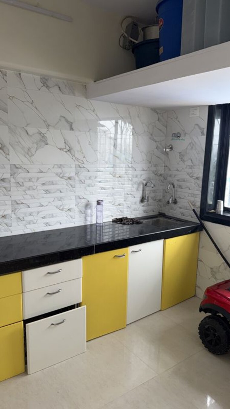 Kitchen, prajakta-apartment-bandra 1 RK 250 Sq.Ft. Apartment In Bandra East Mumbai 10623473