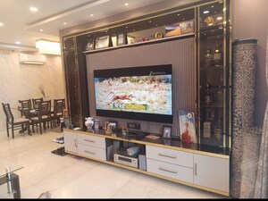 Bedroom in 3 BHK Apartment at Oberoi Maxima, Andheri East – for Sale
