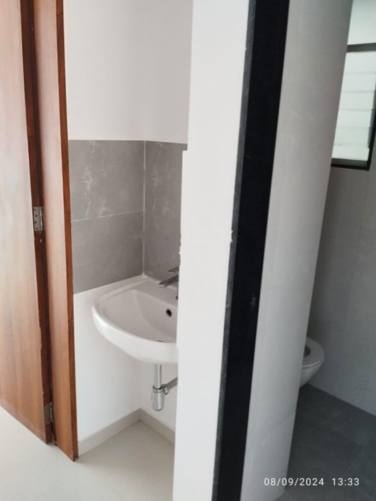 Bathroom, krisala-41-elite 2 Bedroom 975 Sq.Ft. Apartment In Tathawade Pune 10623503