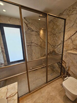 Attached Bathroom in 5 BHK Builder Floor at Sector 57 – for Rent