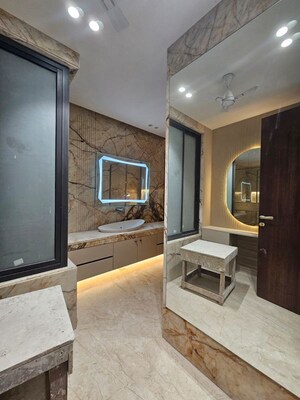 5 BHK Builder Floor at Sector 57 – for Rent