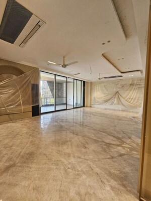5 BHK Builder Floor For Rent in Sector 57