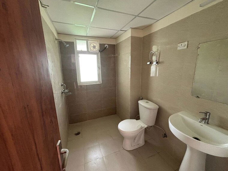 Bathroom, amrapali-verona-heights 3 Bedroom 1220 Sq.Ft. Apartment In Tech Zone 4 Greater Noida Greater Noida 10623493