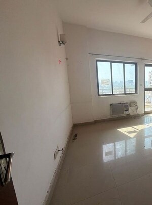 Room in 3 BHK Builder Floor at Sector 22 – for Rent