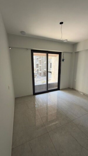Room in 4 BHK Apartment at Athashree Inspera, Vasna Bhayli Road – for Sale