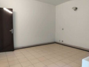 Room in 3 BHK Builder Floor at Sector 23 – for Rent
