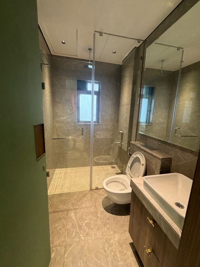 Bathroom, oberoi-enigma 4 Bedroom 1927 Sq.Ft. Apartment In Mulund West Mumbai 10619549