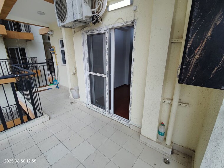Balcony, amrapali-terrace-homes 3 Bedroom 1600 Sq.Ft. Apartment In Tech Zone 4 Greater Noida Greater Noida 10623573