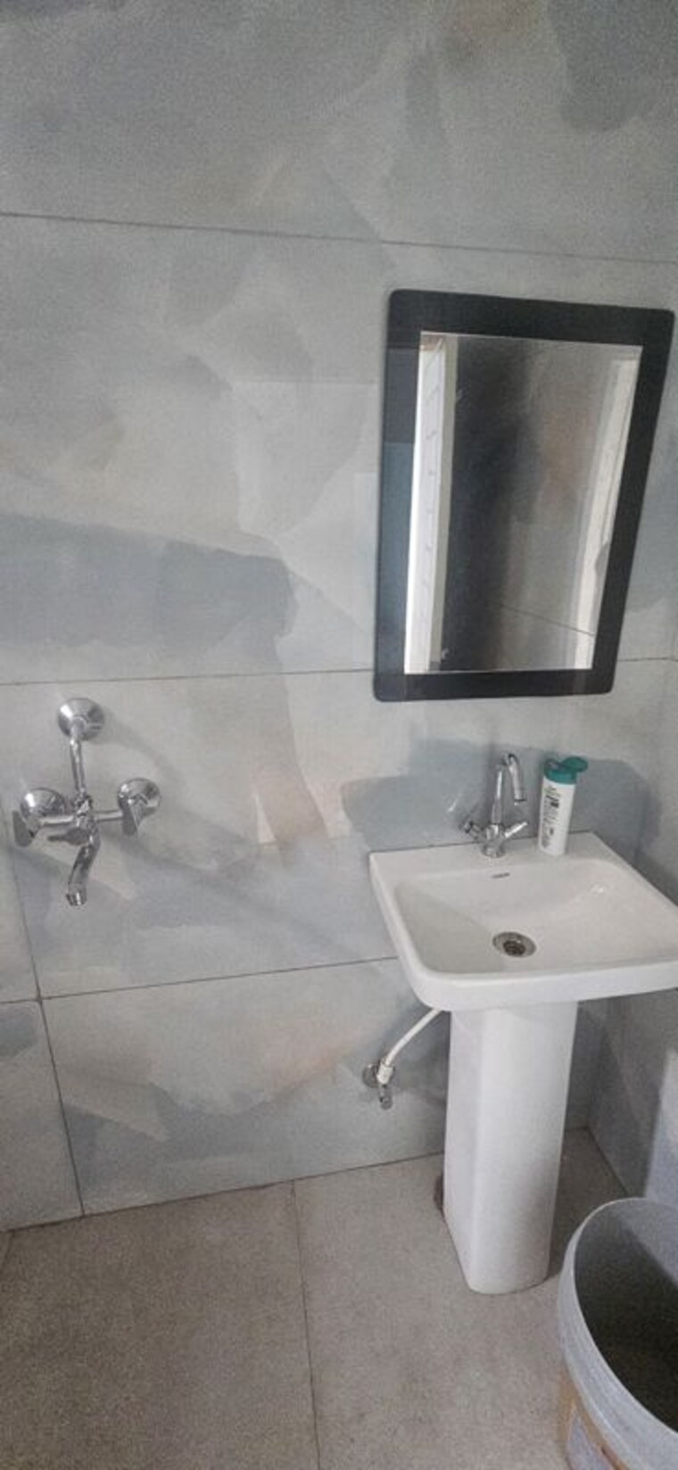 Bathroom, capital-heights-niranjanpur 2 Bedroom 1500 Sq.Ft. Independent House In Gms Road Dehradun 10623592