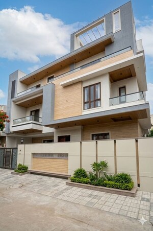 6 BHK Independent House For Sale in Vaishali Nagar