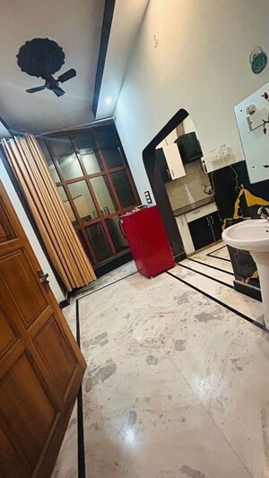 Team Area in 2 BHK Independent House at Vasant Vihar – for Rent