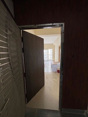 Bathroom in 4 BHK Apartment at Amrapali Verona Heights, Tech Zone 4 Greater Noida – for Sale