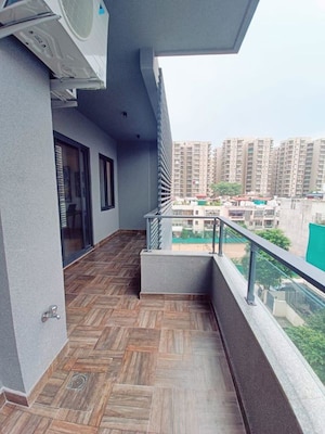 Balcony in 3 BHK Builder Floor at Palam Vihar – for Rent