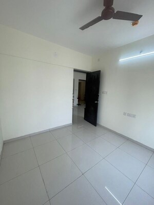 Room in 2 BHK Apartment at Kolte Patil Life Republic R 10, Hinjewadi – for Rent
