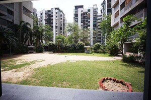 4 BHK Apartment – Garden View at Satellite - for Sale
