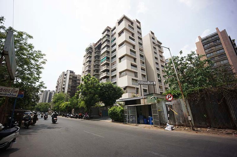 Exterior View, satellite 4 Bedroom 2610 Sq.Ft. Apartment In Satellite Ahmedabad 10623654