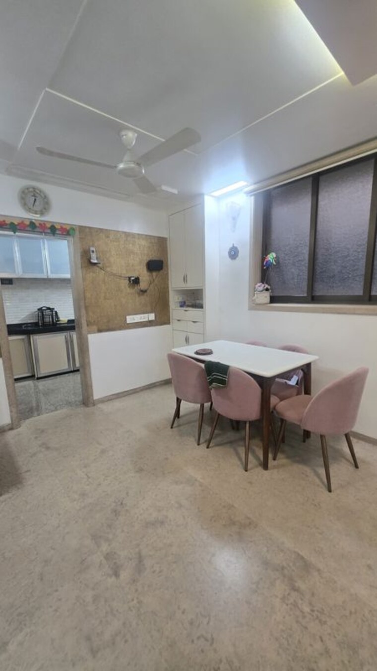 Team Area, babulnath 2 Bedroom 650 Sq.Ft. Apartment In Babulnath Mumbai 10623673