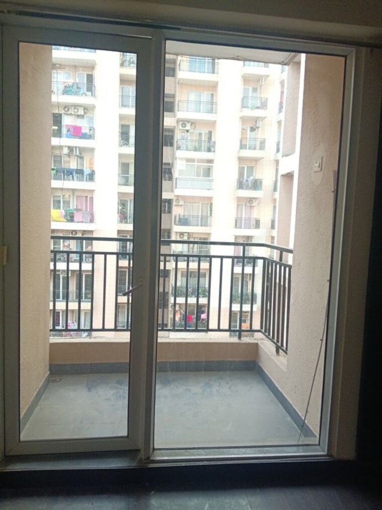 Room, mahagun-my-woods 2.5 Bedroom 1235 Sq.Ft. Apartment In Sector 16c Greater Noida Greater Noida 10623500