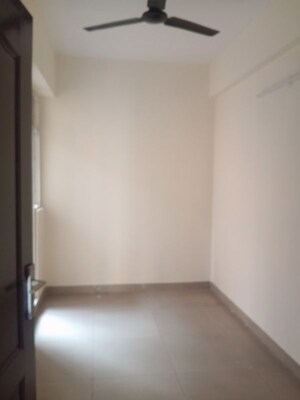 Room in 2.5 BHK Apartment at Mahagun My Woods, Sector 16c Greater Noida – for Rent