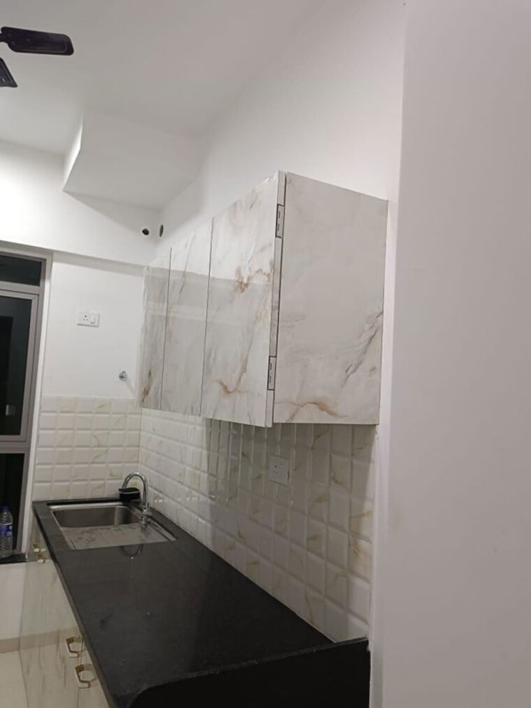 Bathroom, kalpataru-immensa 2 Bedroom 632 Sq.Ft. Apartment In Kolshet Road Thane 10623674