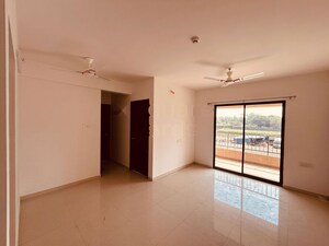 Room in 1 BHK Apartment at Shapoorji Pallonji Joyville Hadapsar Annexe, Hadapsar – for Rent