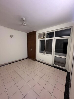 3 BHK Builder Floor For Rent in Sector 21